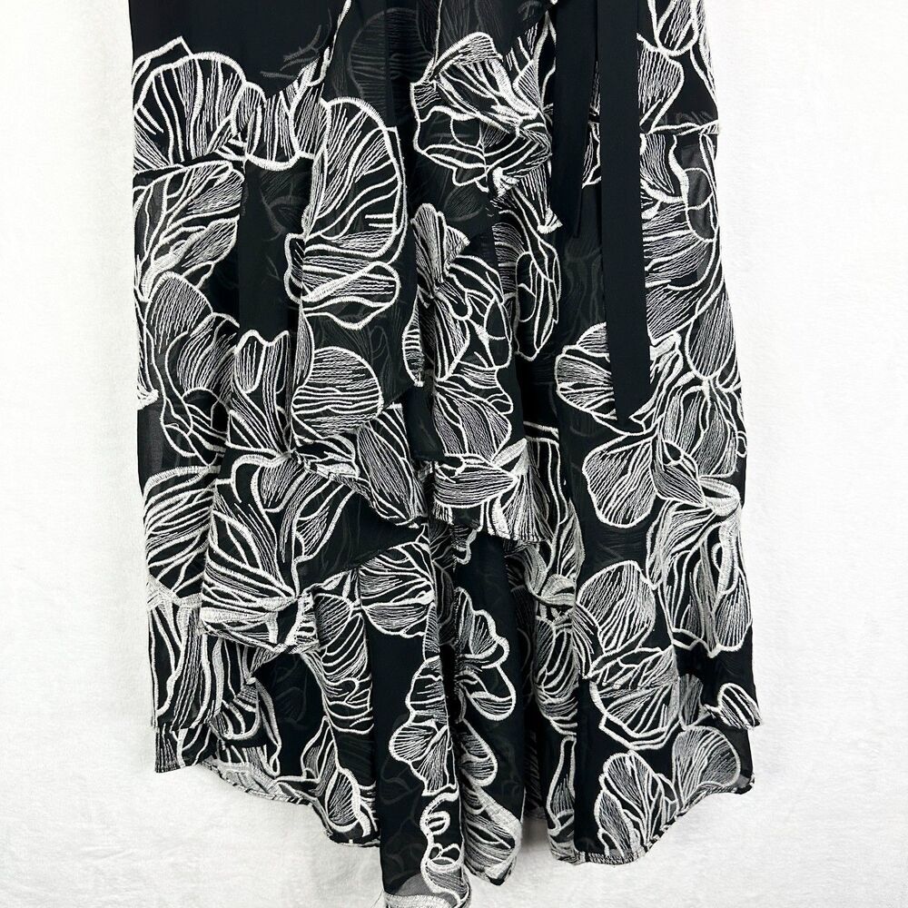 Dress The Population Ophelia Floral Embroidered Wrap Midi Dress Size Small NWT - Picture 6 of 9